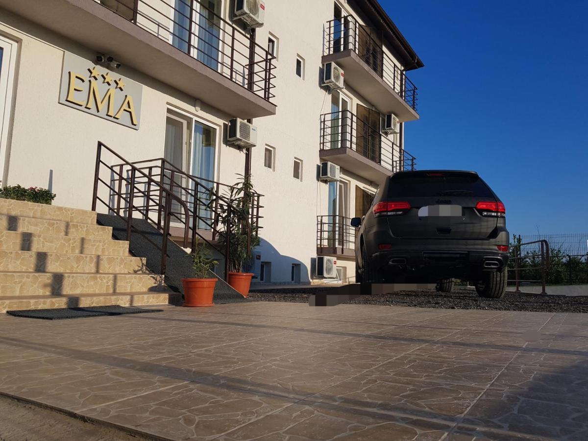 Hotel Ema Vama Veche Esterno foto