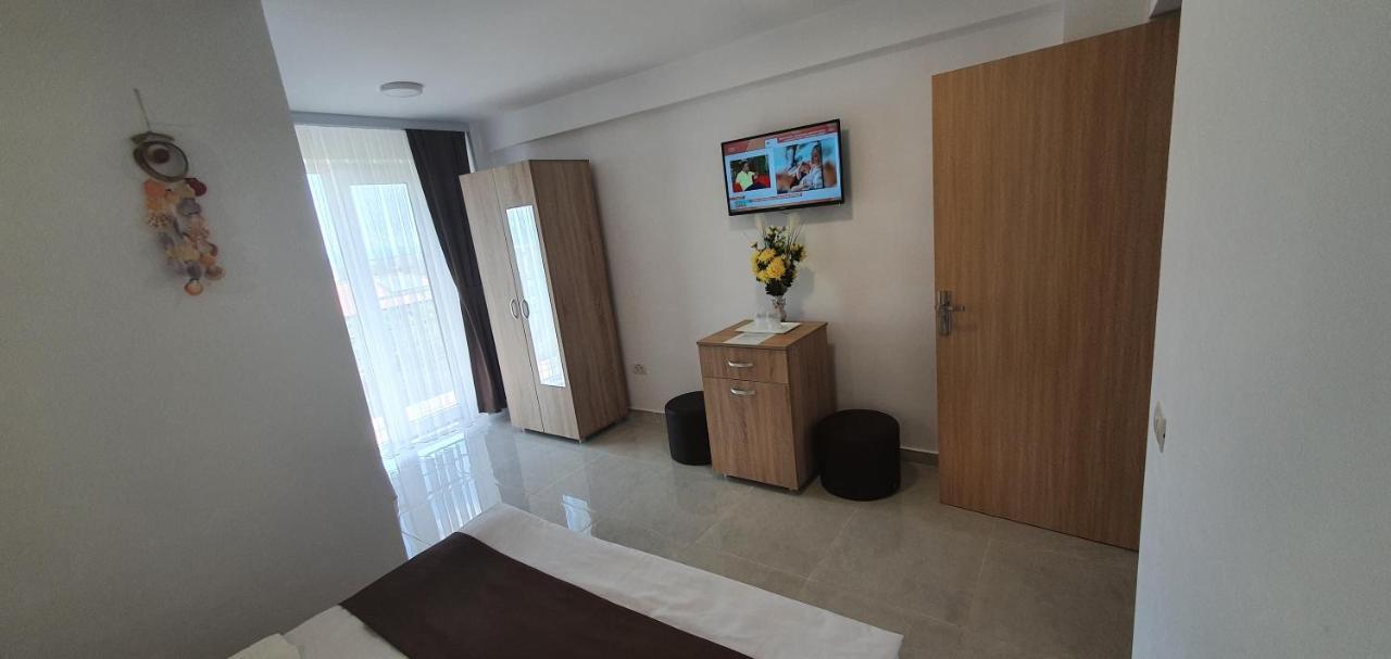 Hotel Ema Vama Veche Esterno foto