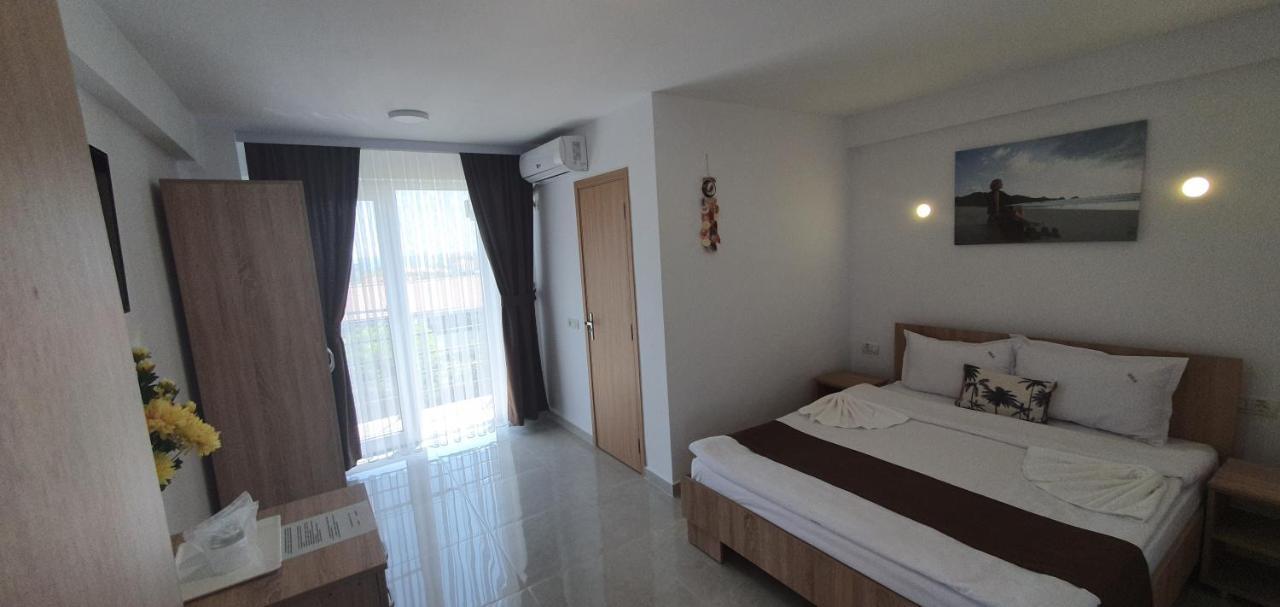Hotel Ema Vama Veche Esterno foto